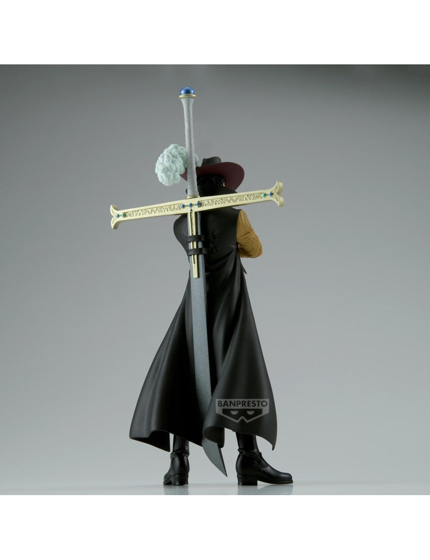 Dracule Mihawk DXF Extra The Grandline Series One Piece Bandai