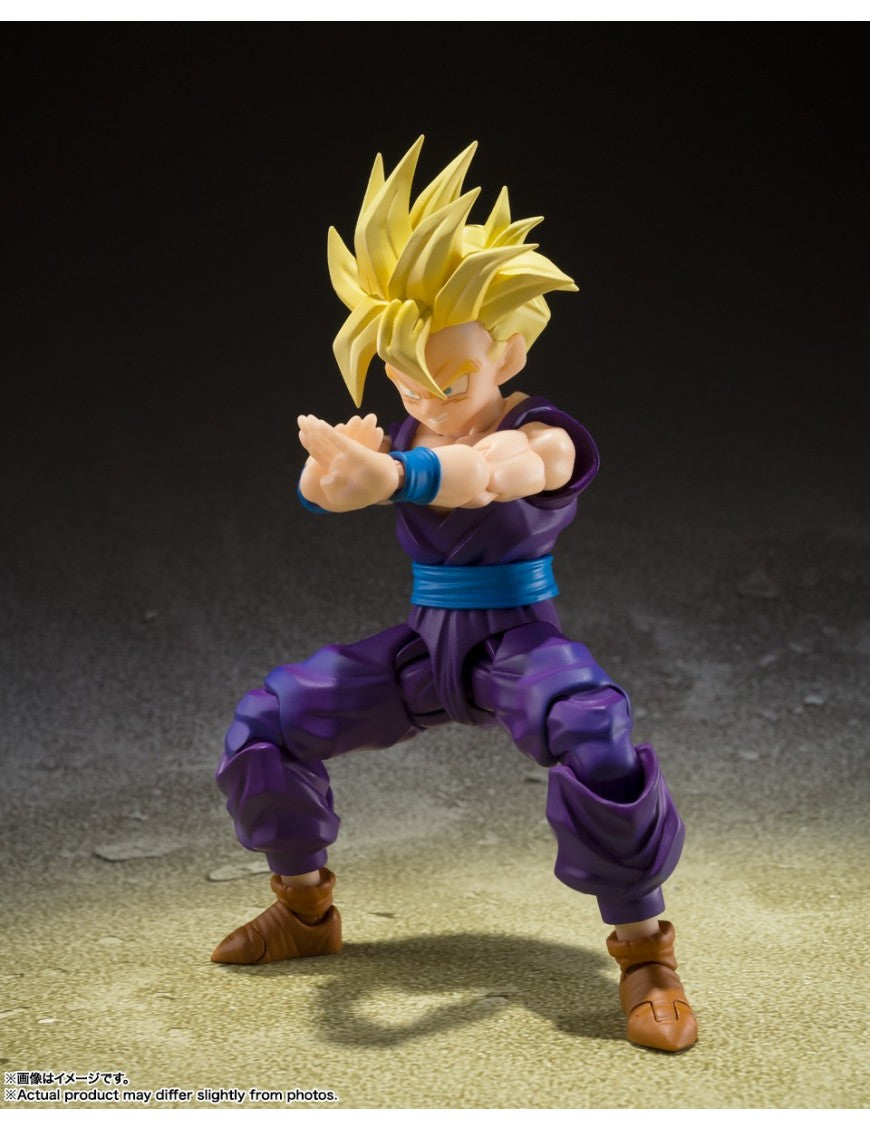 Gohan SSJ S.H.Figuarts The Fighter Who Surpassed Goku Dragon Ball Z Bandai