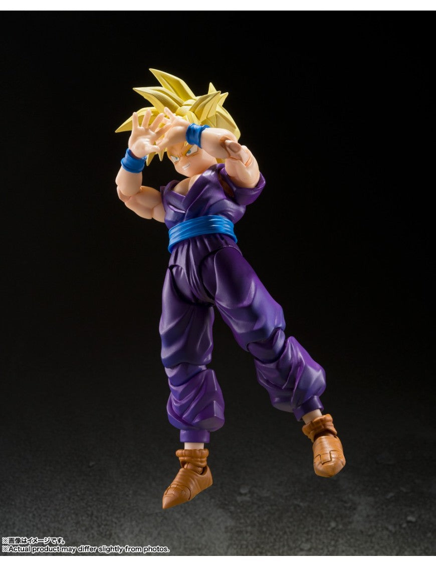 Gohan SSJ S.H.Figuarts The Fighter Who Surpassed Goku Dragon Ball Z Bandai