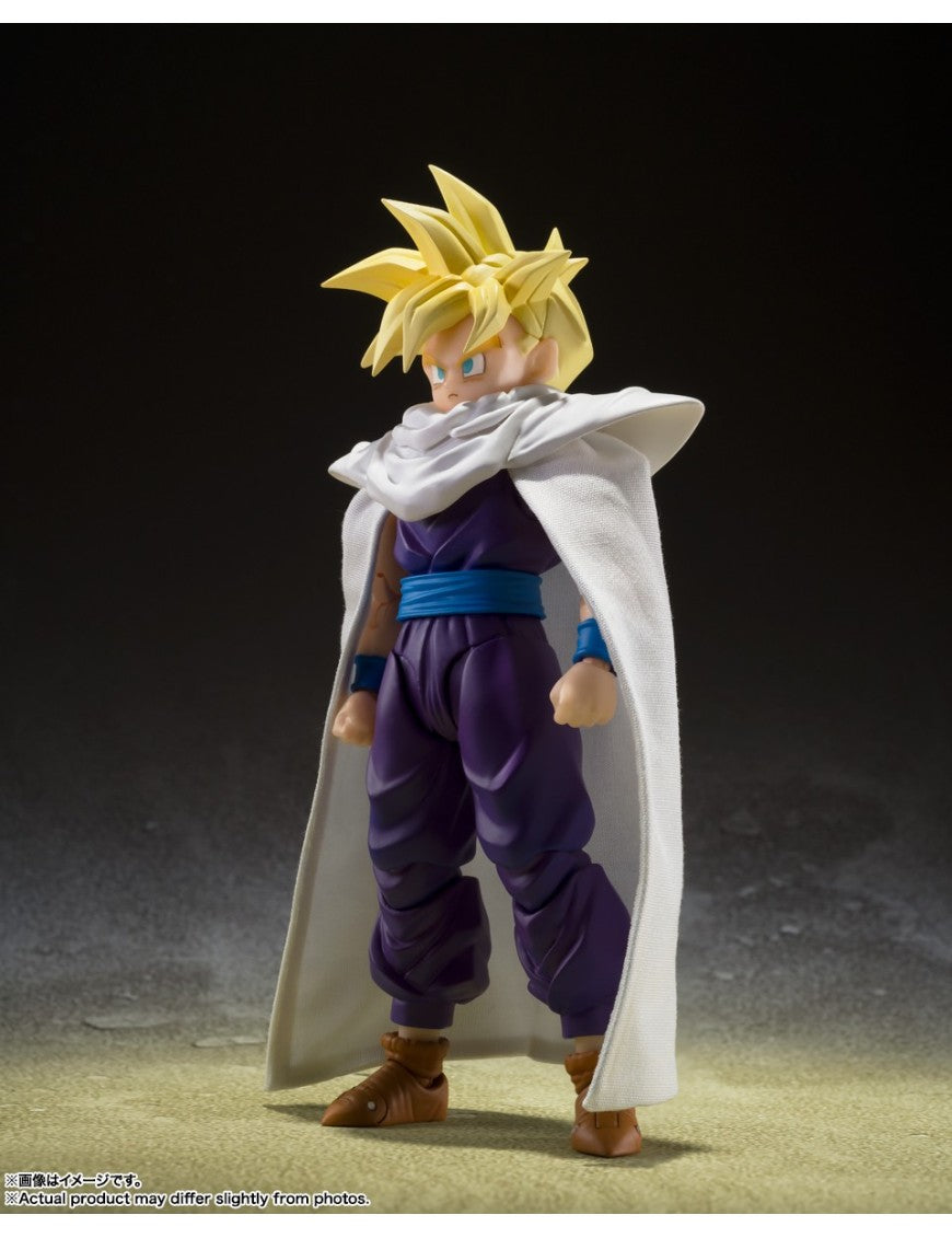 Gohan SSJ S.H.Figuarts The Fighter Who Surpassed Goku Dragon Ball Z Bandai