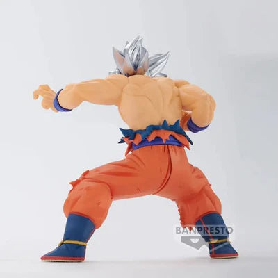 Goku Ultra Instinct Blood of Saiyans Special XX Dragon Ball Super Bandai